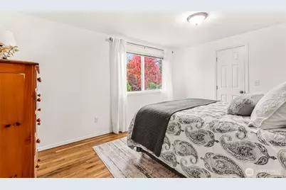 11907 NE 133rd Place, Kirkland, WA 98034 - Photo 25