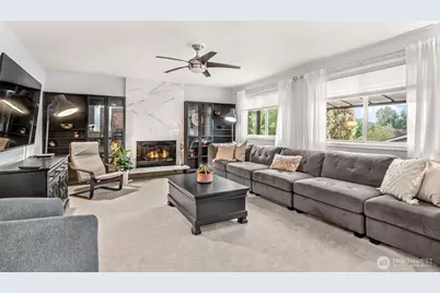 11907 NE 133rd Place, Kirkland, WA 98034 - Photo 15