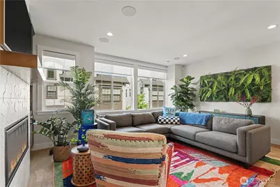 2111 9th Avenue W #22, Seattle, WA 98119 - Photo 5