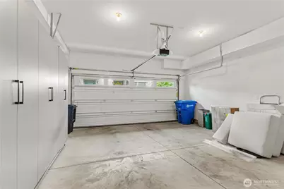 2111 9th Avenue W #22, Seattle, WA 98119 - Photo 25
