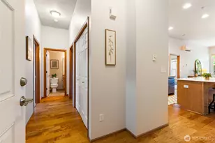 300 Homestead Blvd, Lynden, WA 98264 - Photo 3