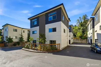 4206 S Greenbelt Station Drive, Seattle, WA 98118 - Photo 23