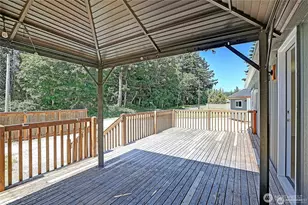 663 Chapman Rd, Camano Island, WA 98282 - Photo 5