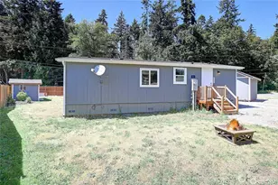 663 Chapman Rd, Camano Island, WA 98282 - Photo 9