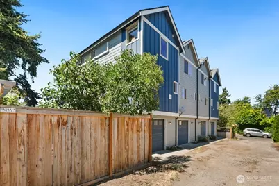 4237 S Bozeman Street #D, Seattle, WA 98118 - Photo 1