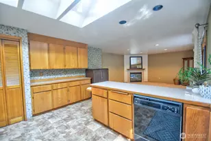1949 51st Ave SE, Olympia, WA 98501 - Photo 11