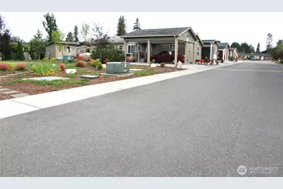 4424 84th Street NE #8, Marysville, WA 98270 - Photo 37