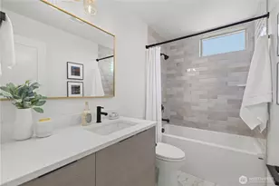2454 NW 60th St, Seattle, WA 98107 - Photo 17