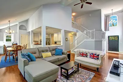 14 10th Place S, Kirkland, WA 98033 - Photo 3
