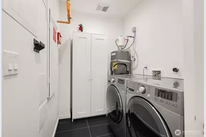 2251 14th Avenue W #C, Seattle, WA 98119 - Photo 23