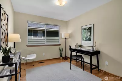 1714 NE Brockman Place, Seattle, WA 98125 - Photo 11