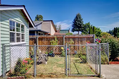 5219 101st Place NE, Marysville, WA 98270 - Photo 37