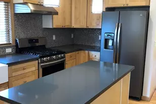 7447 Corliss Ave N, Seattle, WA 98103 - Photo 9