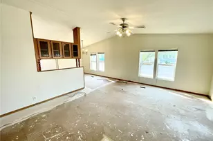 731 NE Dawson St, College Place, WA 99324 - Photo 3