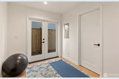 3314 W Dravus Street, Seattle, WA 98199 - Photo 23