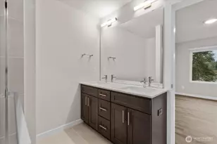 23413 Edmonds Way, Edmonds, WA 98026 - Photo 19