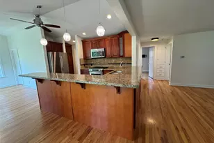 3420 W Bertona St, Seattle, WA 98199 - Photo 9