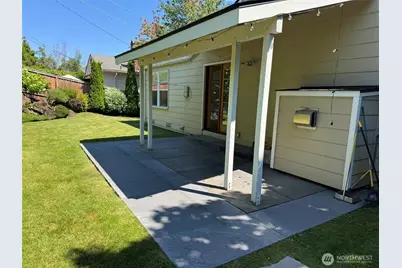 3420 W Bertona Street, Seattle, WA 98199 - Photo 3