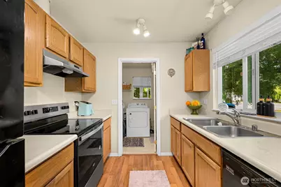 1720 S 6th Street, Mount Vernon, WA 98273 - Photo 7