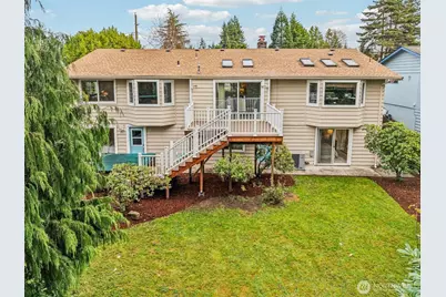 5733 155th Avenue NE, Redmond, WA 98052 - Photo 1