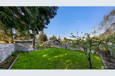2715 Cedarwood Avenue, Bellingham, WA 98225 - Photo 31