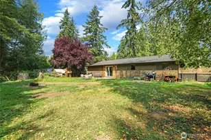 2422 Hennessy Ln, Port Angeles, WA 98363 - Photo 25