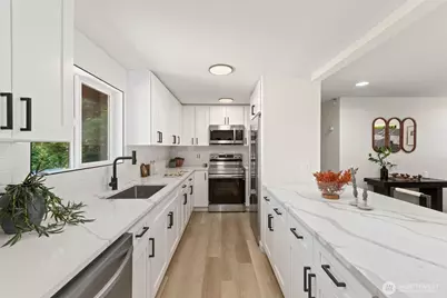30420 2nd Avenue S, Federal Way, WA 98003 - Photo 11
