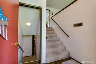 2118 80th St E, Tacoma, WA 98404 - Photo 5