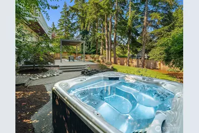11517 Tyler Place NE, Bainbridge Island, WA 98110 - Photo 27