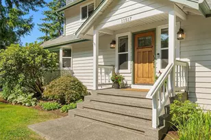 11517 Tyler Pl NE, Bainbridge Island, WA 98110 - Photo 5
