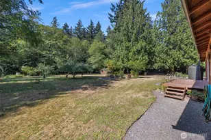 6405 Happy Hollow Rd, Stanwood, WA 98292 - Photo 27