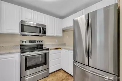 11102 NE 125th Lane #K136, Kirkland, WA 98034 - Photo 7