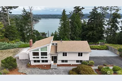 7565 Crescent Lane, Anacortes, WA 98221 - Photo 3