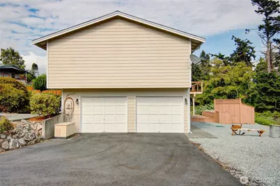 7565 Crescent Lane, Anacortes, WA 98221 - Photo 33