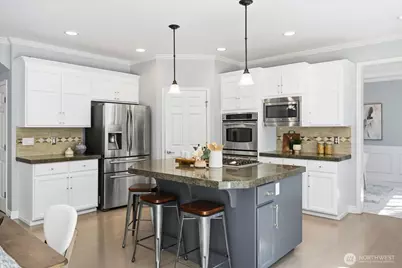 27225 SE 13th Place, Sammamish, WA 98075 - Photo 13