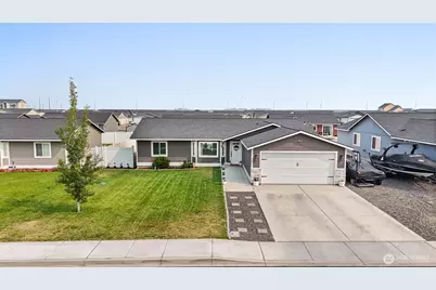925 Mt Adams E, Othello, WA 99344 - Photo 1