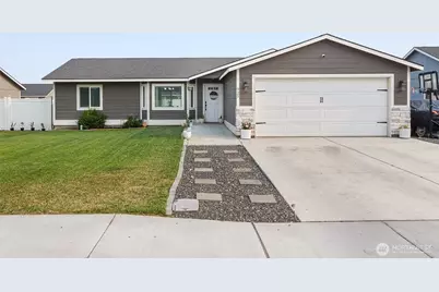 925 Mt Adams E, Othello, WA 99344 - Photo 7