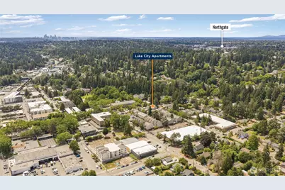 2600 NE 125th Street, Seattle, WA 98125 - Photo 9