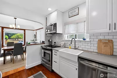 3915 N 9th St, Tacoma, WA 98406 - Photo 17