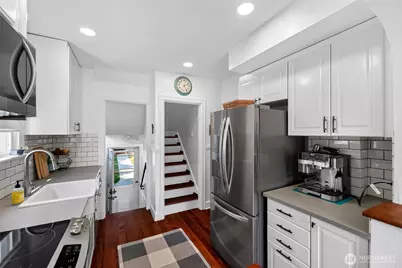 3915 N 9th St, Tacoma, WA 98406 - Photo 15