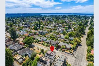 8356 19th Avenue NW #B, Seattle, WA 98117 - Photo 25