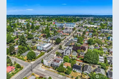 8356 19th Avenue NW #B, Seattle, WA 98117 - Photo 27