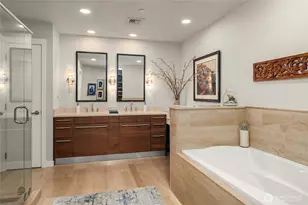 631 Market St W, Kirkland, WA 98033 - Photo 17