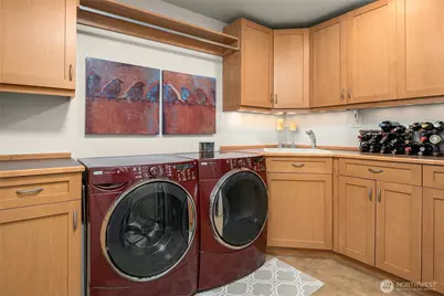 631 Market St W #202, Kirkland, WA 98033 - Photo 23