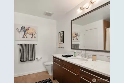 631 Market St W #202, Kirkland, WA 98033 - Photo 21
