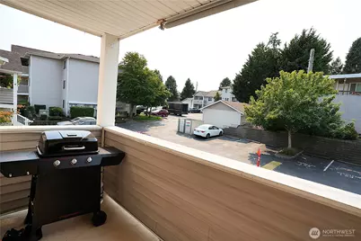 1001 W Casino Rd #D203, Everett, WA 98204 - Photo 25