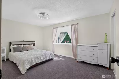 5696 E Collins Road, Port Orchard, WA 98366 - Photo 17