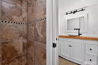 5696 E Collins Road, Port Orchard, WA 98366 - Photo 25