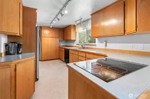 11826 SE 284th St, Auburn, WA 98092 - Photo 15