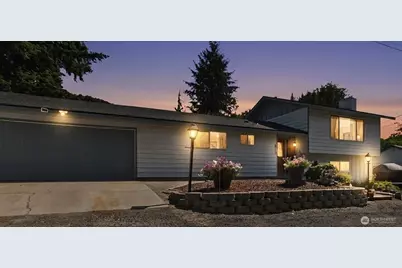 411 N Colorado Avenue, East Wenatchee, WA 98802 - Photo 1